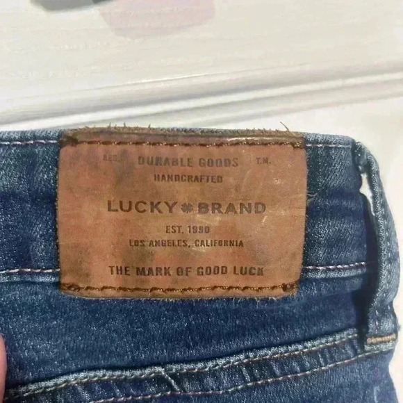Lucky Brand Sweet boot blue denim bootcut jeans size 10/30. - Picture 11 of 11